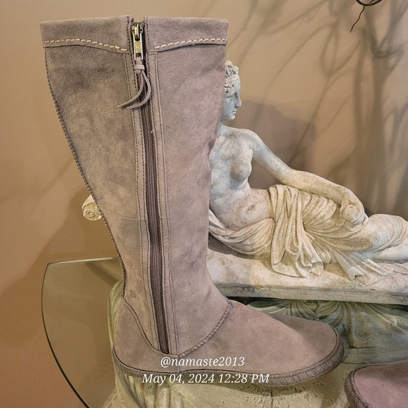 UGG Mammoth Moccasin Womens Gray Water Resistant Suede Tall Fringe Boots #761 - Picture 12 of 15